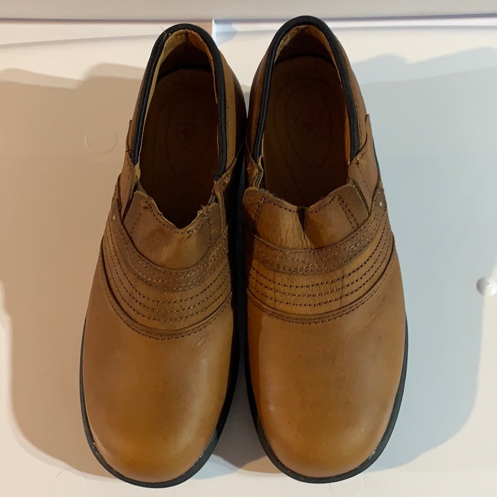 Ariat Brown Leather Steel Toe Booties with Non-slip sole Women 7.5